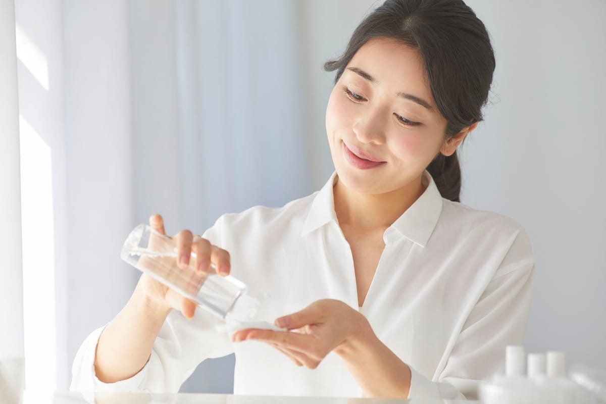 Skincare Tips To Stay Moisturized in Winter