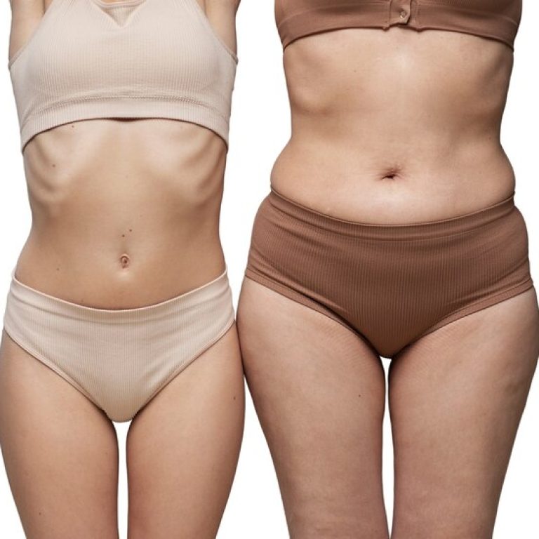 women-posing-with-self-love-her-body_23-2150114310